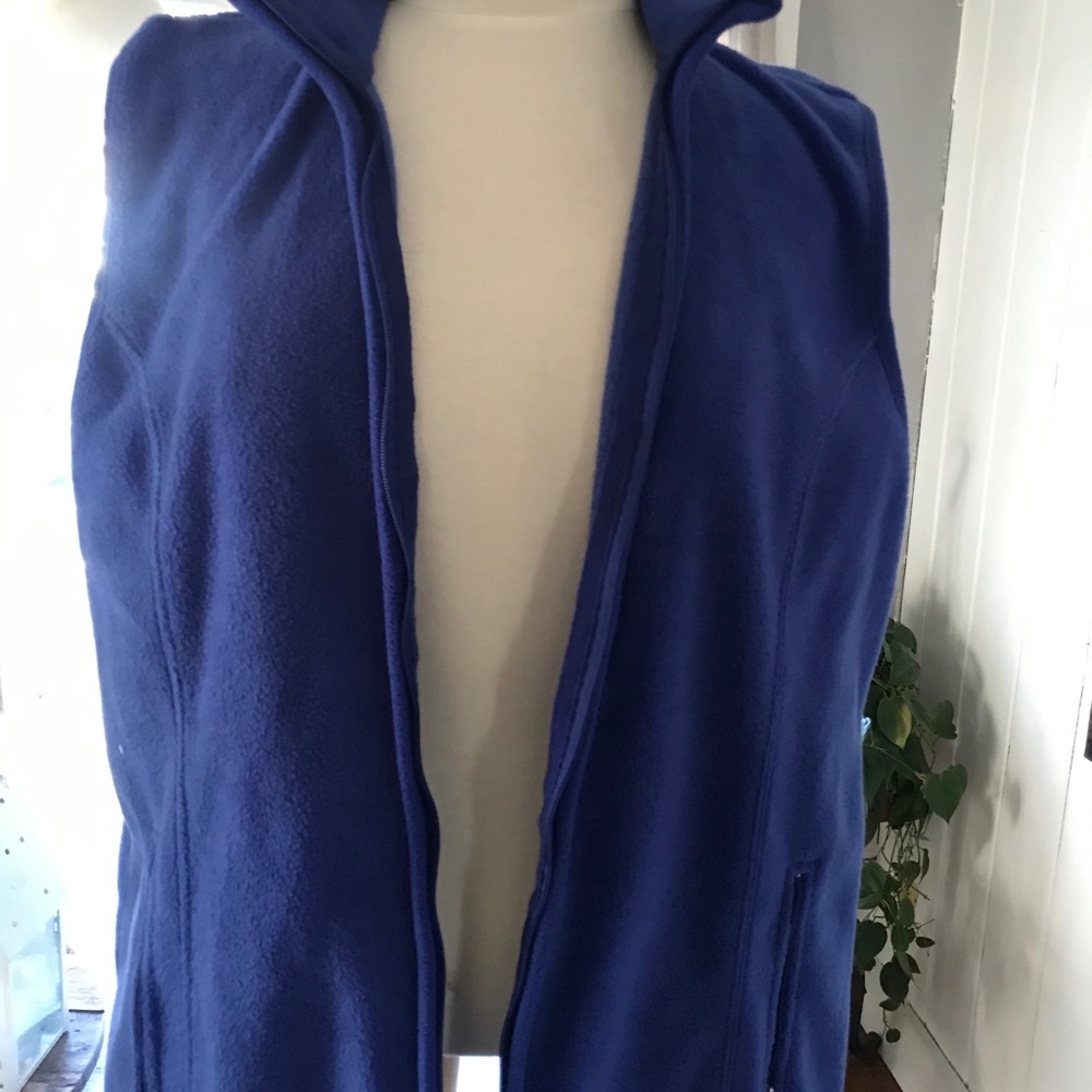 Karen Scott fleece vest